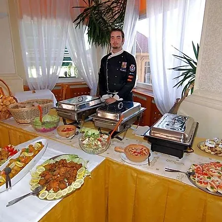 Bila Ruze Hotel