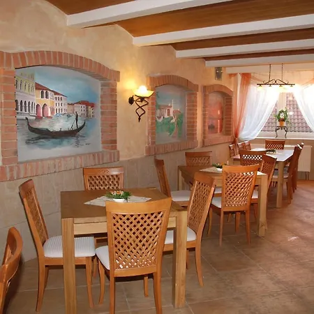 Bila Ruze Hotel Pisek (South Bohemian)