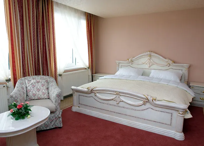 Bila Ruze Hotel 3*